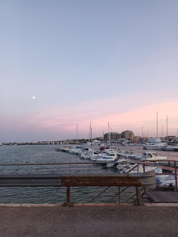 Apartamento Bouganville A Civitanova Marche